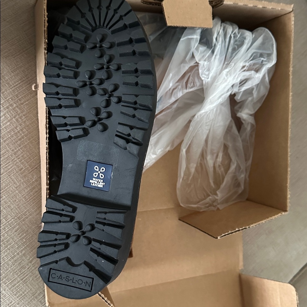 Caslon Miller Water Resistant Lug Chelsea Boot 7.5 - brand new - Picture 7 of 9